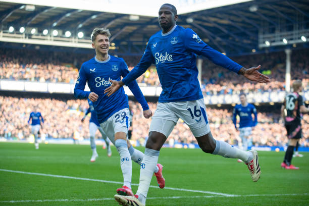 争激烈的转 争激烈的转